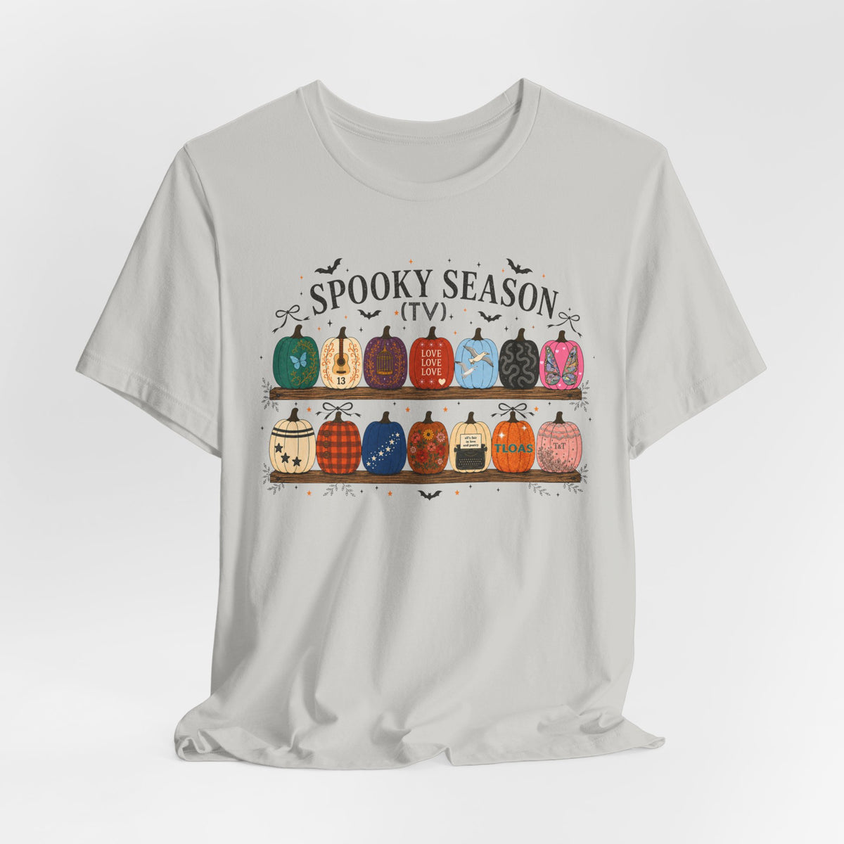 Spooky Season TV Pumpkins Tee – Halloween Pumpkin Shelf Graphic T-Shirt