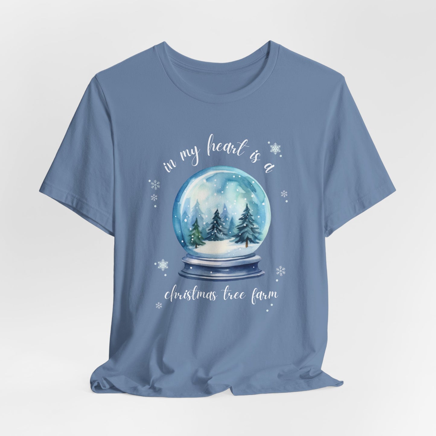 in my heart is a christmas tree farm - Unisex Jersey Short Sleeve Tee