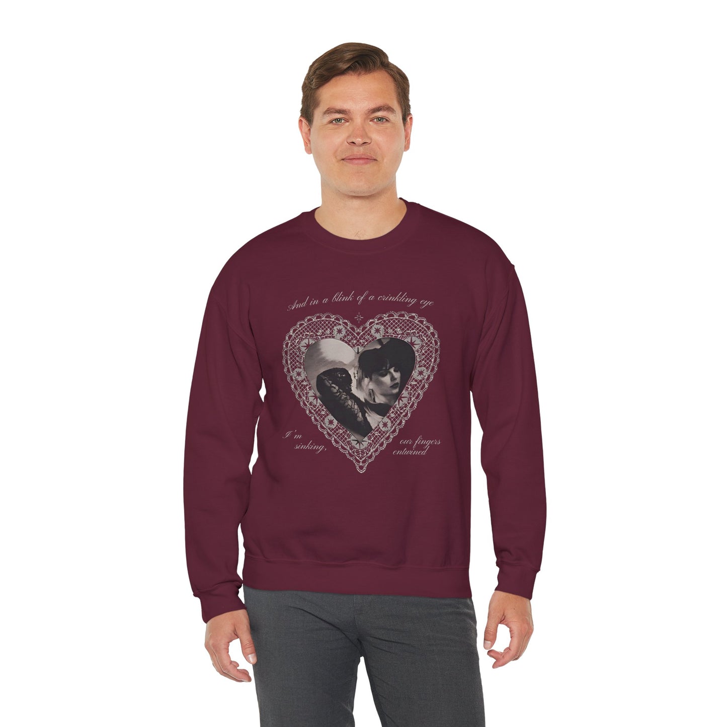 Crinkling Eye - Unisex Heavy Blend™ Crewneck Sweatshirt