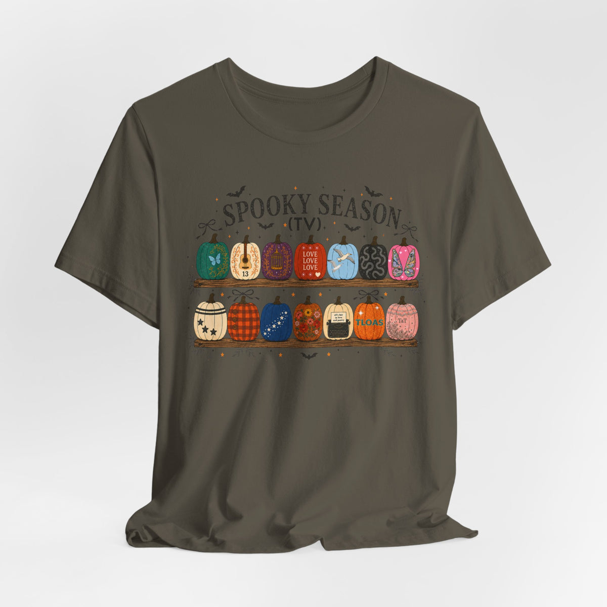 Spooky Season TV Pumpkins Tee – Halloween Pumpkin Shelf Graphic T-Shirt