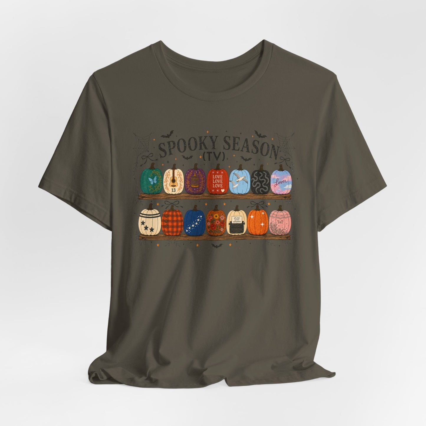 Spooky Season TV Pumpkins Tee – Halloween Pumpkin Shelf Graphic T-Shirt
