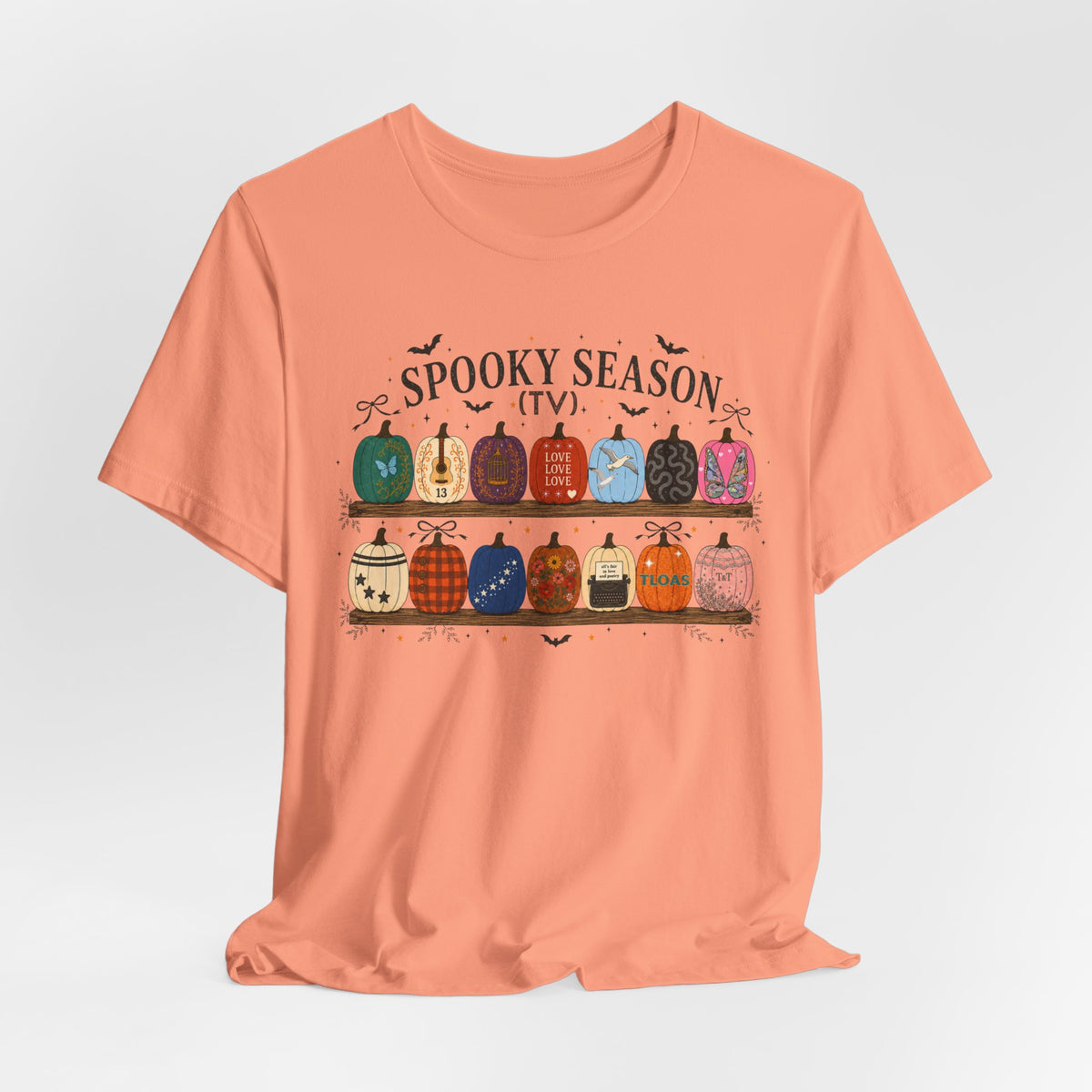 Spooky Season TV Pumpkins Tee – Halloween Pumpkin Shelf Graphic T-Shirt