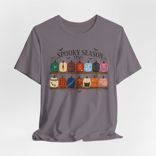 Spooky Season TV Pumpkins Tee – Halloween Pumpkin Shelf Graphic T-Shirt