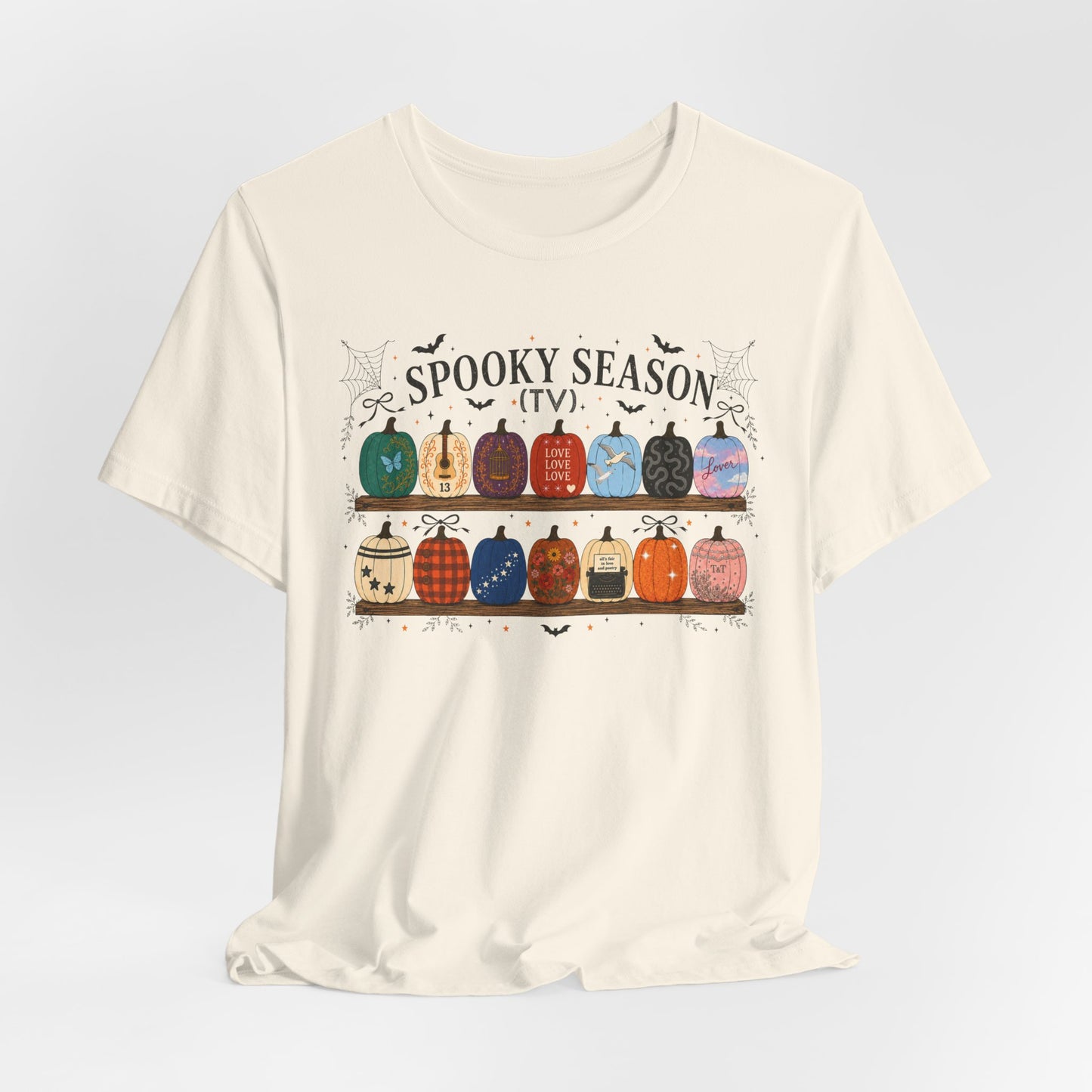 Spooky Season TV Pumpkins Tee – Halloween Pumpkin Shelf Graphic T-Shirt