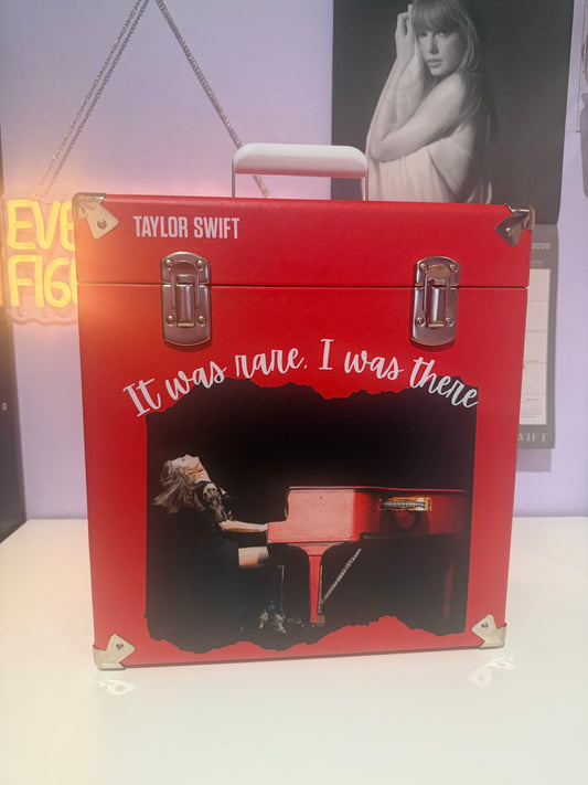 PREORDER RED Version 2 Vinyl Storage Case (12")