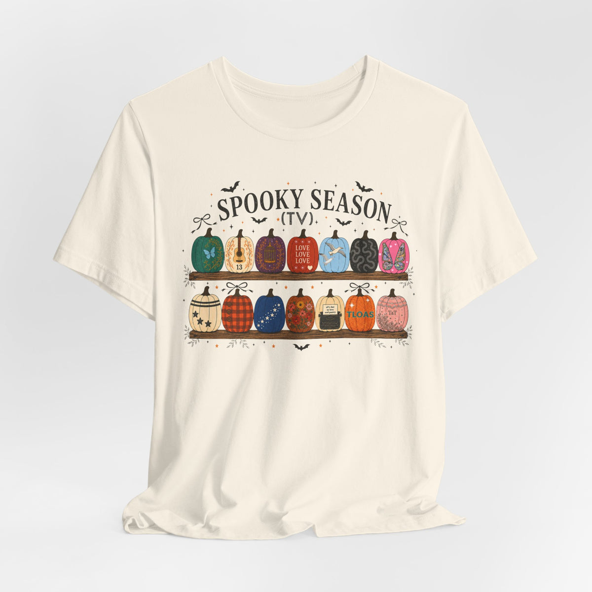 Spooky Season TV Pumpkins Tee – Halloween Pumpkin Shelf Graphic T-Shirt