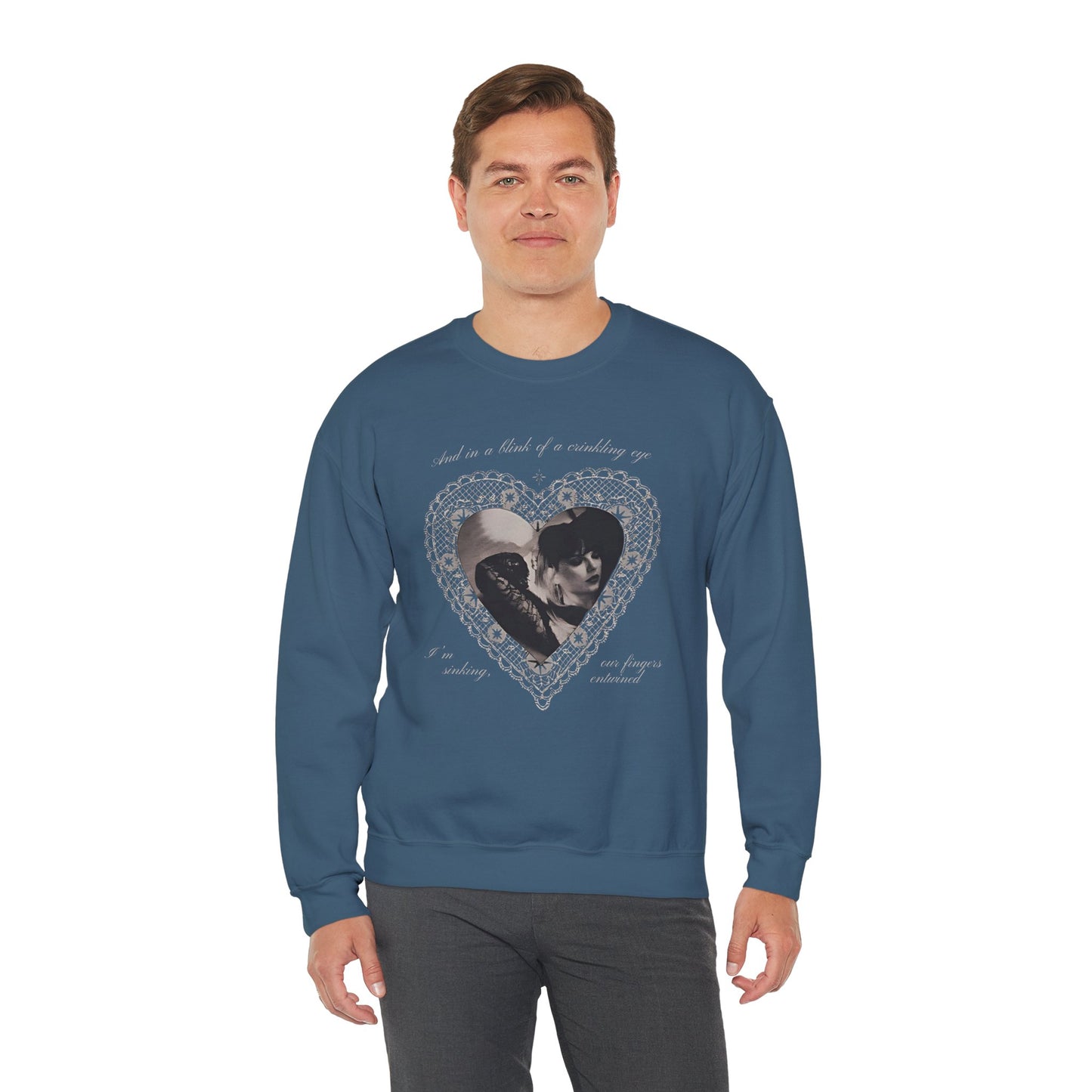 Crinkling Eye - Unisex Heavy Blend™ Crewneck Sweatshirt