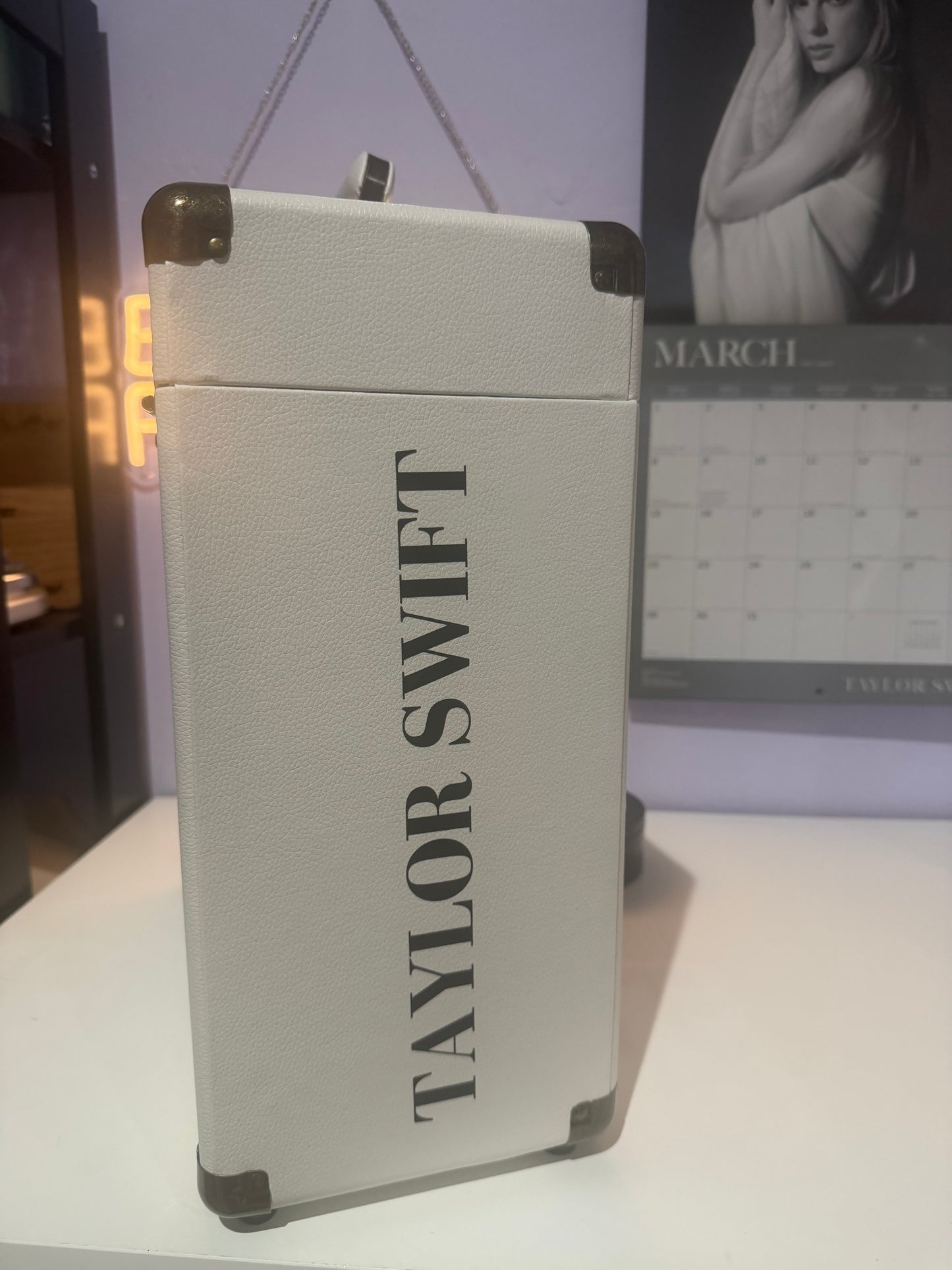 PREORDER Eras White Vinyl Storage Case (12")