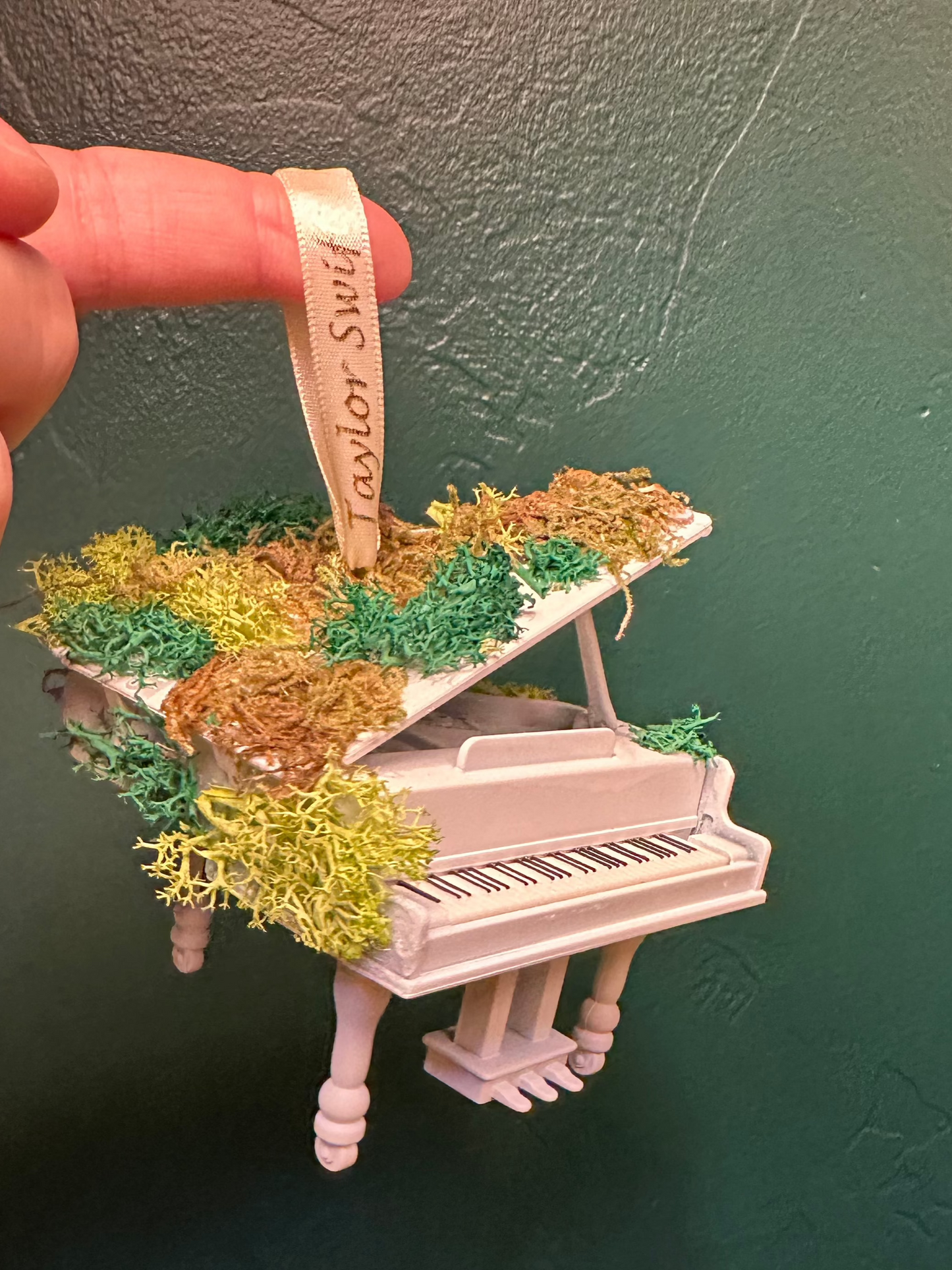 Moss Covered Grand Piano Ornament - Champagne Problems Eras Inspired - Swiftie Piano Christmas Ornament