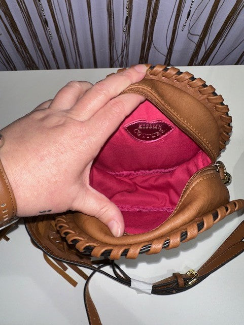 Round Tassel Acoustic Set Crossbody Bag