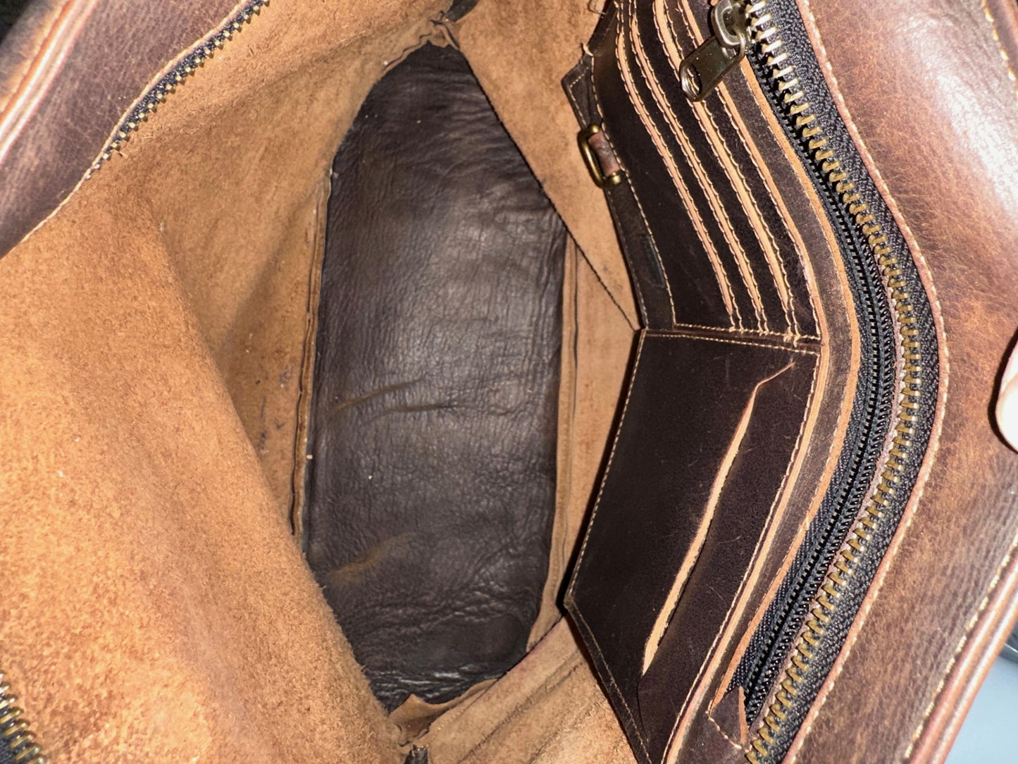 Preloved Vintage Genuine Leather Tote Bag - Swiftied